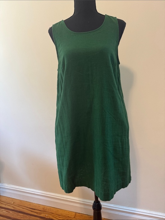 J. Crew Dresses & Skirts - J. Crew Deep Green Sleeveless Shift Dress